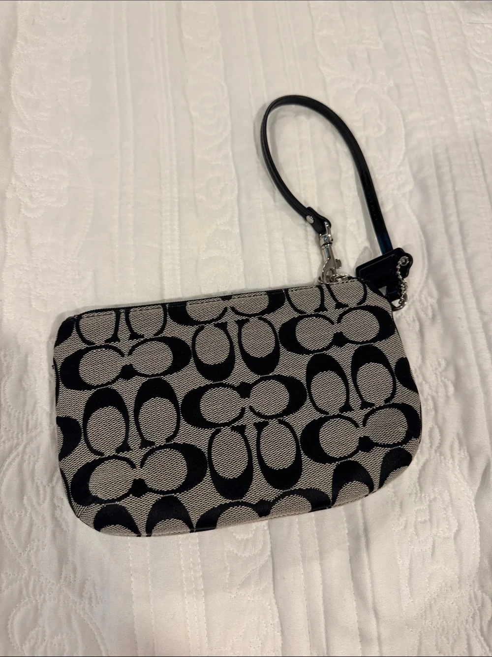 New Coach Signature Canvas Wristlet in Black  with Turnlock